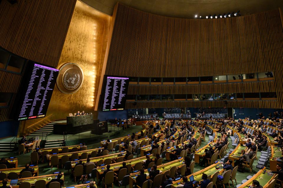 Votación en la Asamblea General de Naciones Unidas de la anexión. (Photo by ED JONES/AFP via Getty Images)