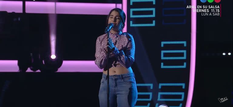 Nuria interpretó una canción de Dua Lipa en su audición para La Voz Argentina