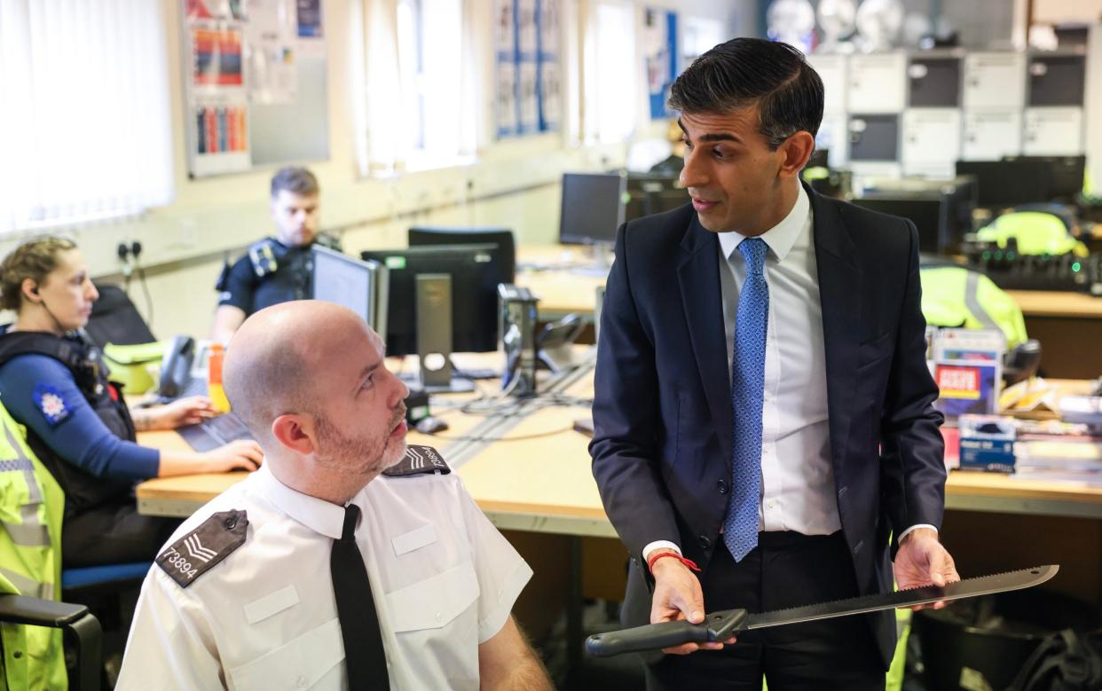 Rishi Sunak meets officers at Harlow Police Station