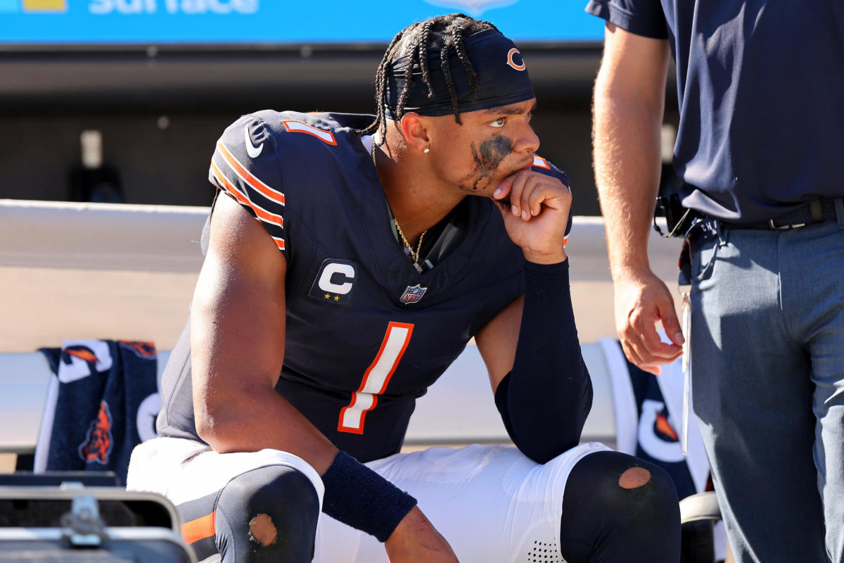 Bears Fan Burns Justin Fields Jersey