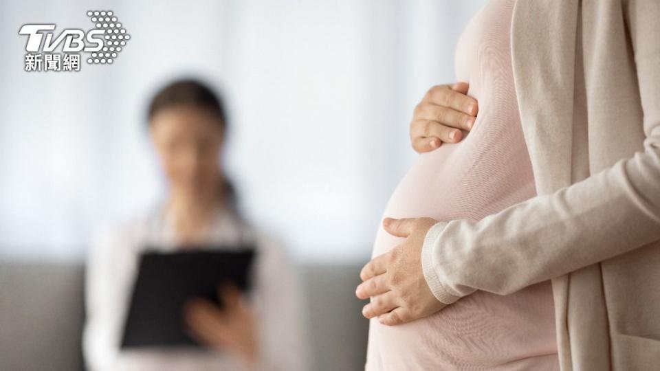 該名女子懷了孕，卻請求醫師拿掉。（示意圖／shutterstock達志影像）