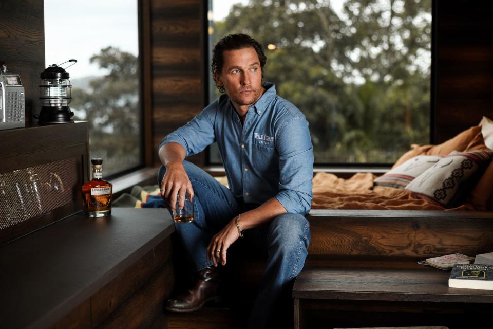 16) Matthew McConaughey worked at a country club.