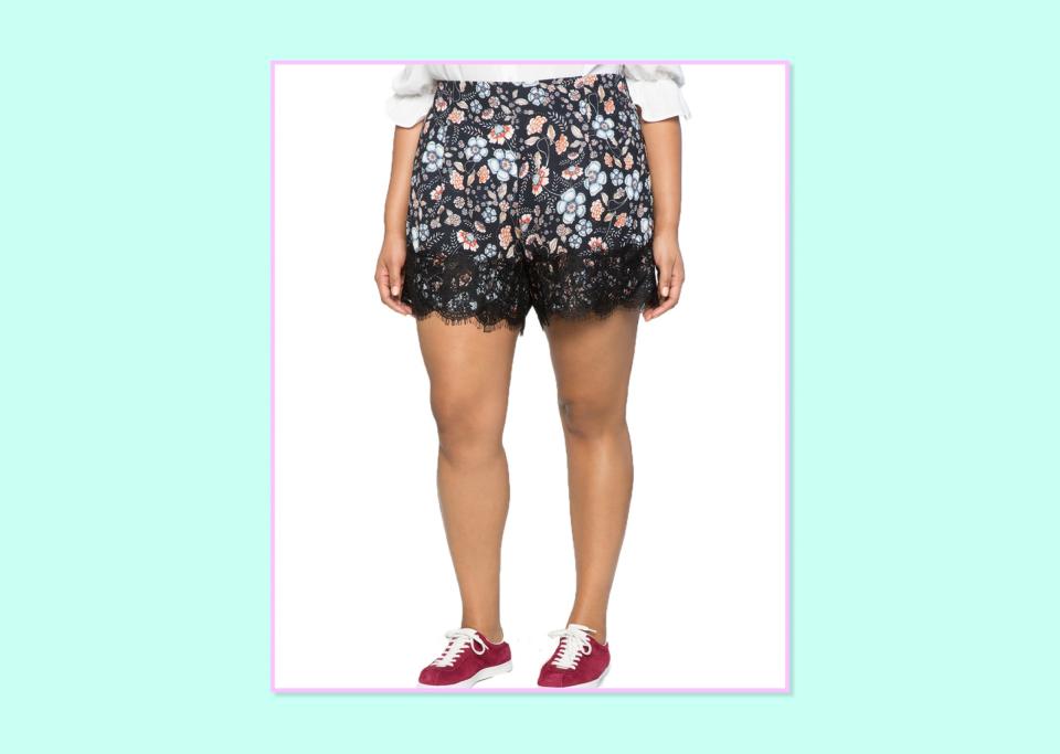 Eloquii Floral Scalloped Shorts