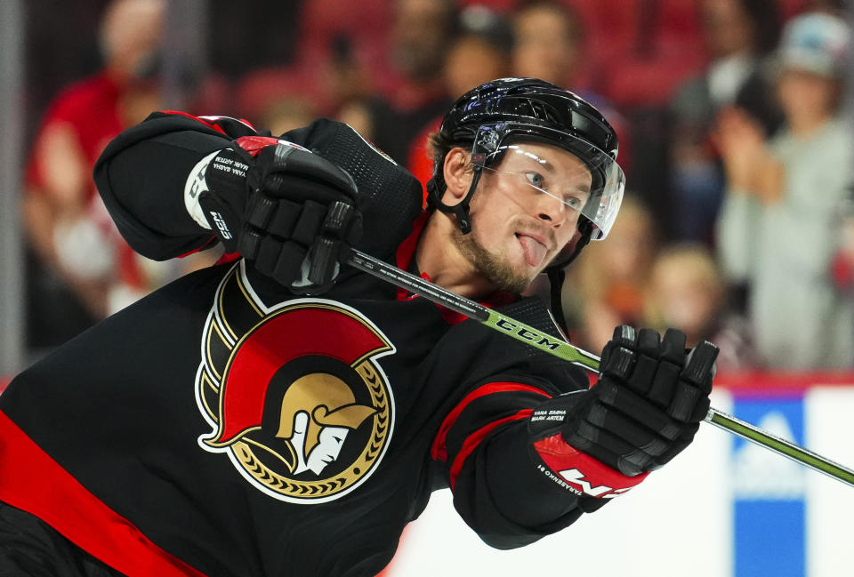 Ottawa Senators right wing Vladimir Tarasenko warms up prior to taking on the Winnipeg Jets in preseason NHL hockey game action in Ottawa, Ontario, Friday, Sept. 29, 2023. (Sean Kilpatrick/The Canadian Press via AP)