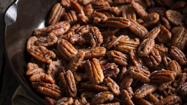 Honey Roasted Pecans with Cinnamon - Finding Zest