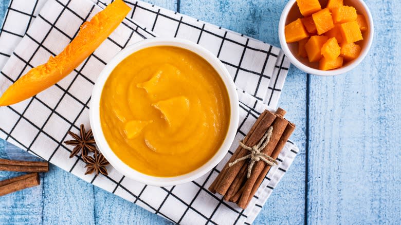 Pumpkin puree with cinnamon sticks