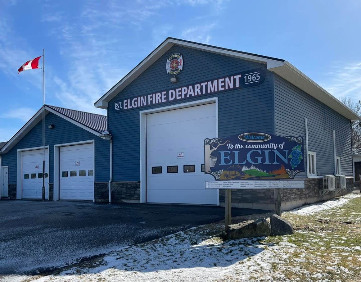 Kent Steeves, Elgin volunteer fire chief, says the department responds to calls at the swimming hole each year. (Elgin Volunteer Fire Department/Facebook - image credit)