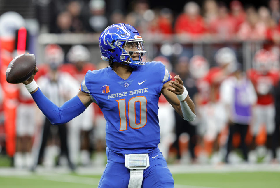 Boise State quarterback Taylen Green (10) passes during the first half of the Mountain West championship NCAA college football game against UNLV, Saturday, Dec. 2, 2023, in Las Vegas. (Steve Marcus/Las Vegas Sun via AP)