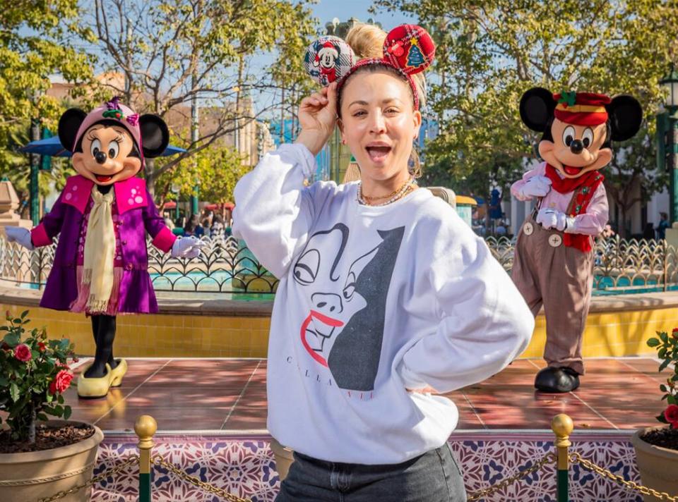 Kaley Cuoco, Disneyland, Resort