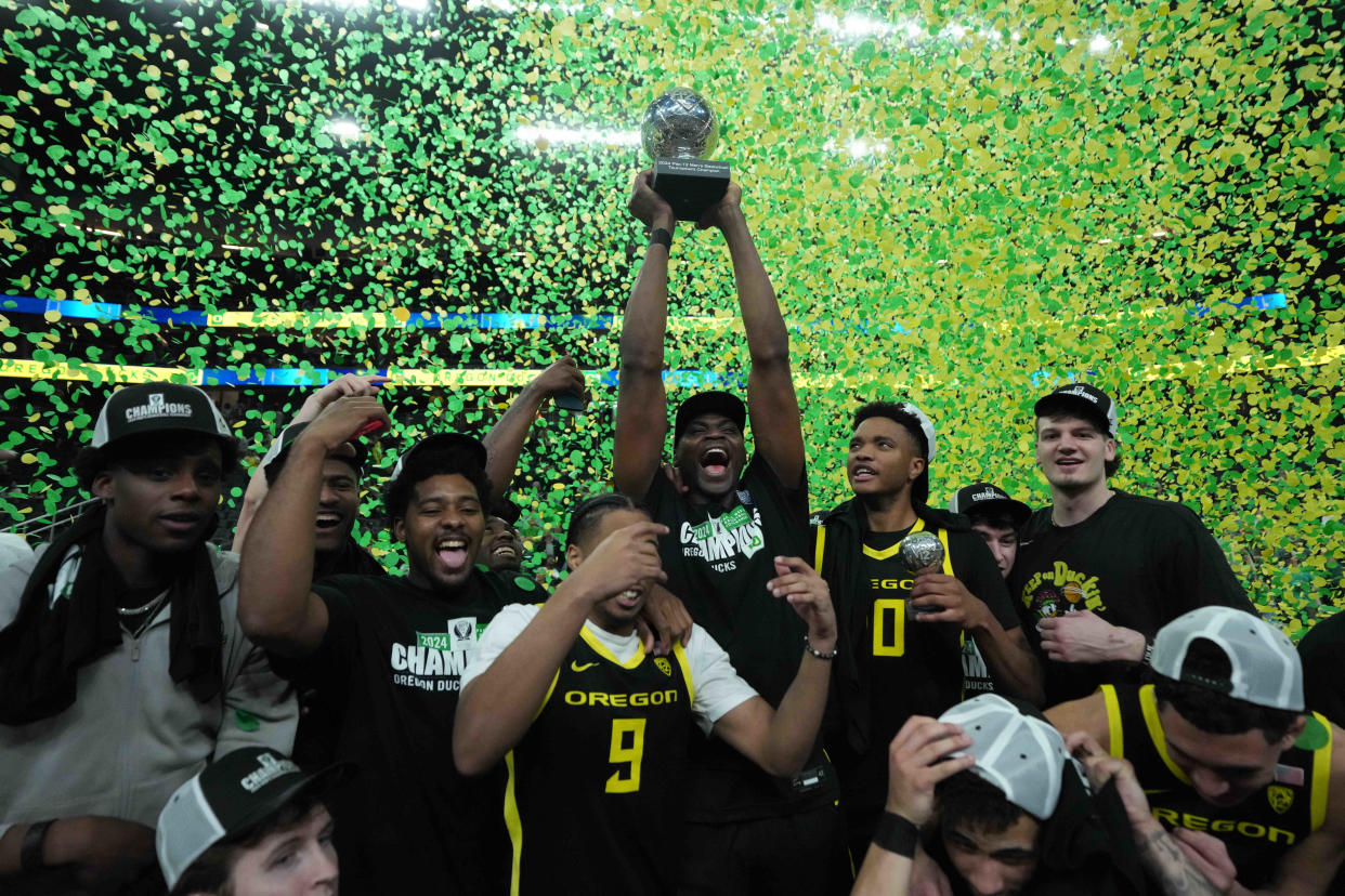 Oregon men's basketball beats Colorado in Pac12 Championship; earns