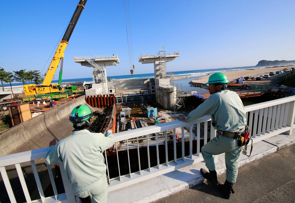 Powerful earthquake hits northeastern Japan