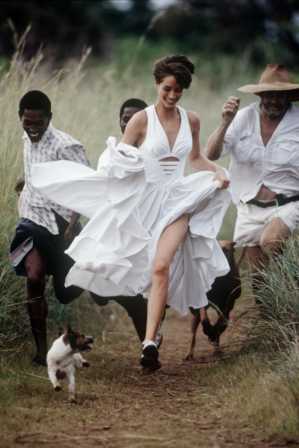 Hans Feurer Christy Turlington in 1990 in Kenya