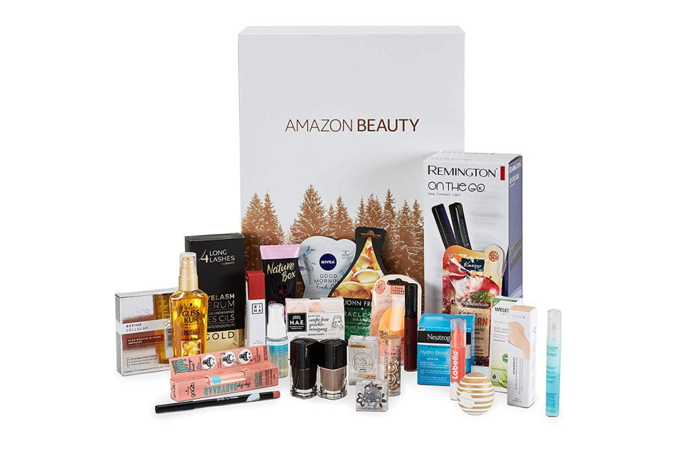 Der Adventskalender von Amazon kostet 60 Euro - bringt aber Beauty-Lieblinge im Wert von über 200 Euro mit. (Bild: Amazon)