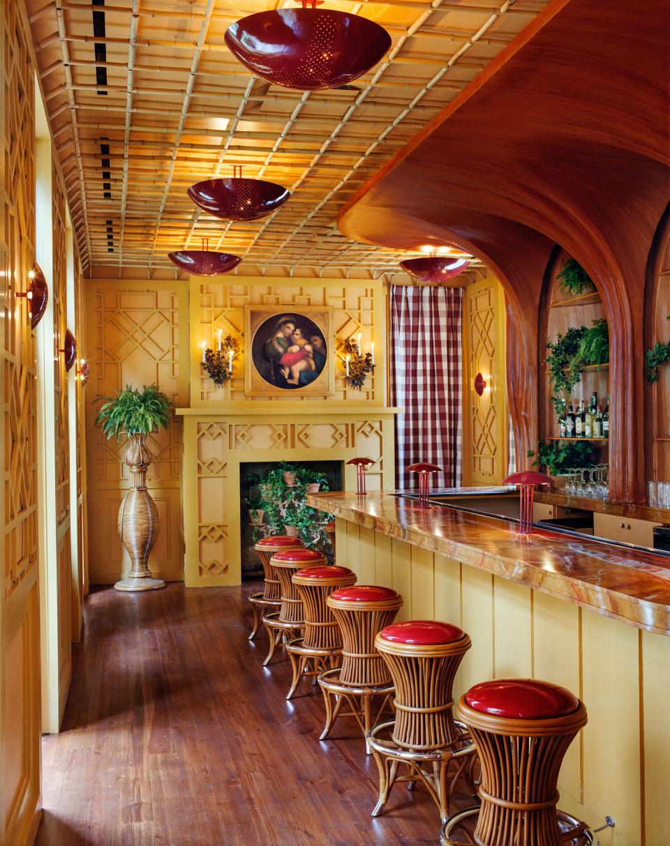 ASH devised a trellised surround for the Elysian Bar, an outpost of hot NOLA wine bar and restaurant Bacchanal.