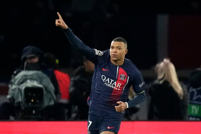 Juega PSG de Kylian Mbappé 