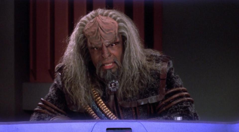 Future Worf goes gray in TNG's finale "All Good Things."