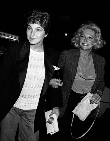 <p>Ron Galella, Ltd./Ron Galella Collection via Getty</p> Tatum O'Neal and Joanna Moore in 1981