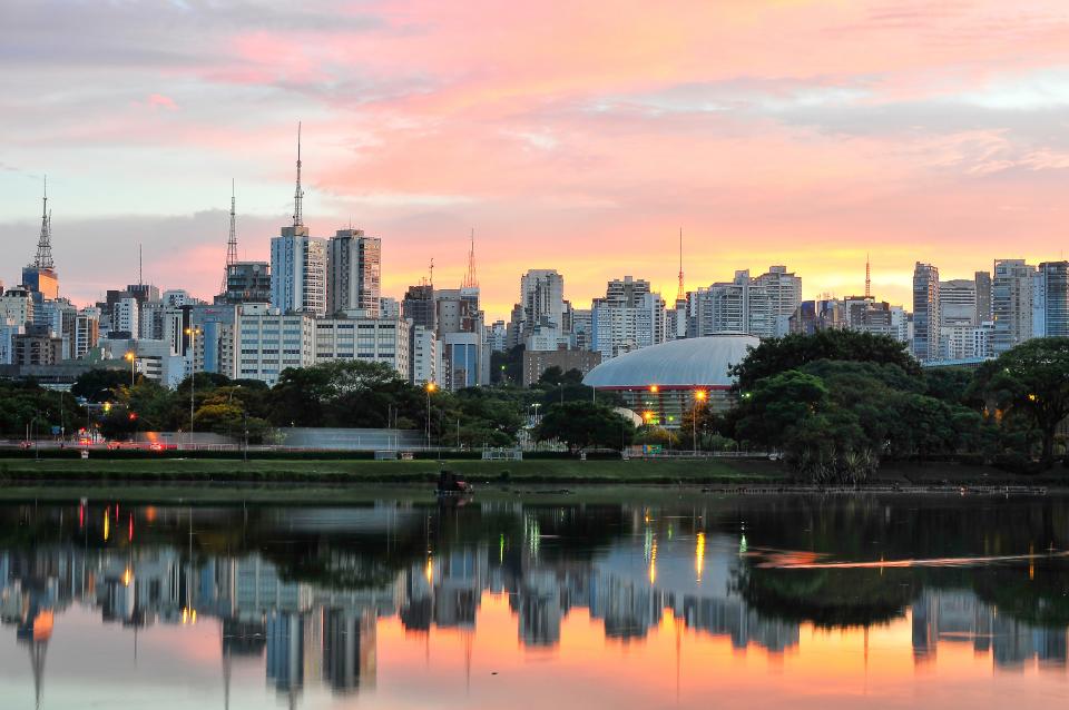 <h1 class="title">Skyline with reflections on lake at sunrise</h1><cite class="credit">Photo: Getty Images</cite>