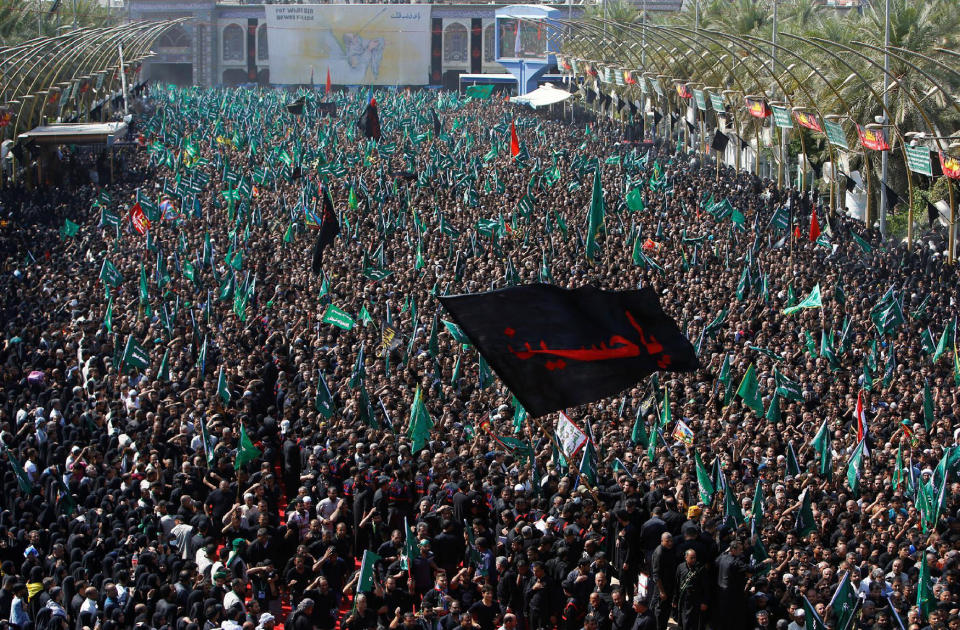 Shi’ite Muslims commemorate Ashura in Kerbala