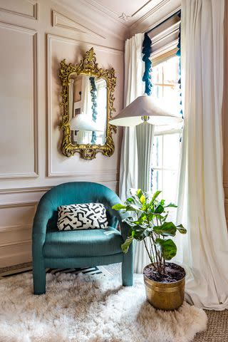 <p>Photo and Design by Jewel Marlowe for <a href="https://jeweledinteriors.com/" data-component="link" data-source="inlineLink" data-type="externalLink" data-ordinal="1">Jeweled Interiors</a></p>