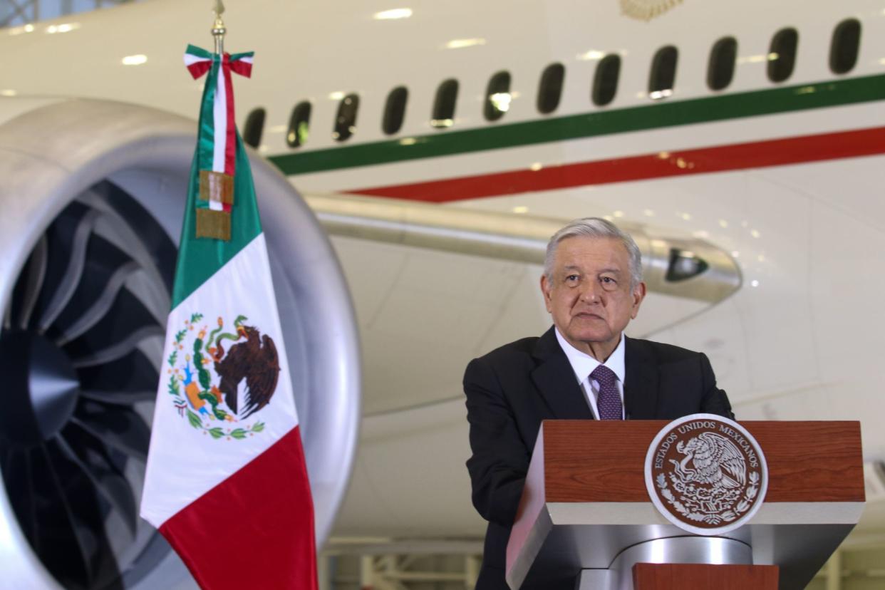 AMLO promete que dinero de venta del avión presidencial será para hospitales… pero aún debe por él más de 2 mil mdp