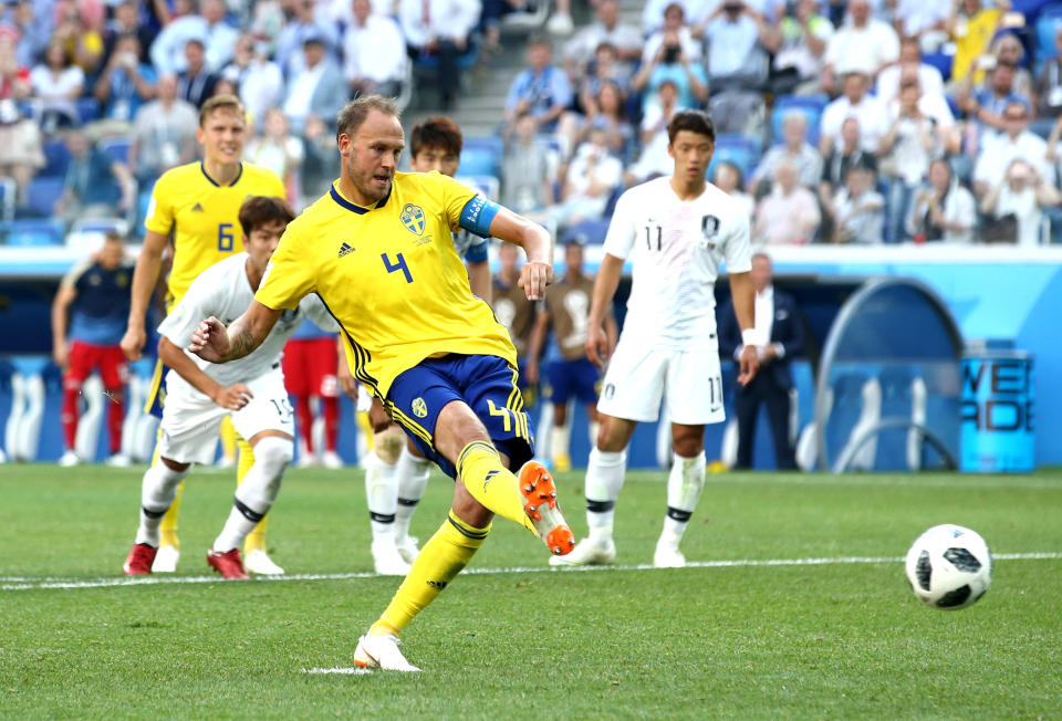 <p>Andreas Granqvist, Kapitän der Schweden, verwandelt den Elfmeter eiskalt zum 1:0. </p>