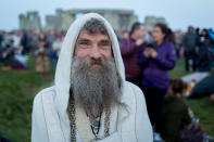 <p>Spiritual revellers celebrate the summer solstice (mid-summer and longest day) at the ancient stones of Stonehenge, on 21st June 2017, in Wiltshire, England. (Photo: Richard Baker/In Pictures via Getty Images) </p>