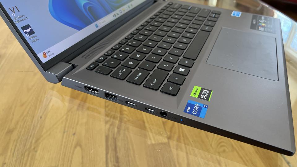 Acer Swift X14 left ports