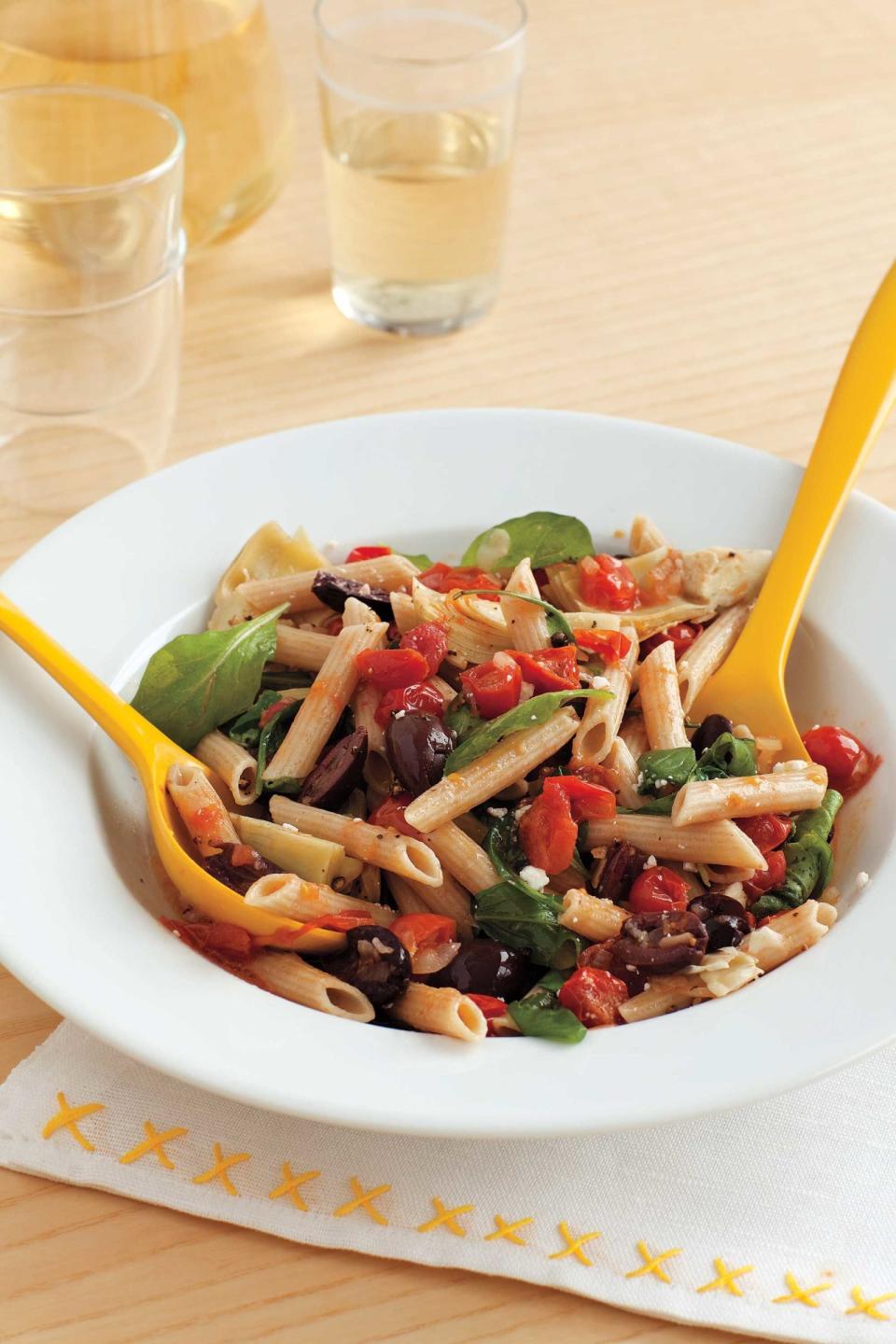 Mediterranean Pasta with Tomatoes & Arugula