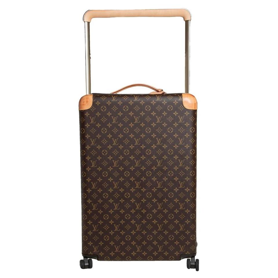 <p><a href="https://us.louisvuitton.com/eng-us/products/horizon-70-monogram-canvas-nvprod530003v/M42688" rel="nofollow noopener" target="_blank" data-ylk="slk:Shop Now;elm:context_link;itc:0;sec:content-canvas" class="link ">Shop Now</a></p><p>Horizon 70</p><p>louisvuitton.com</p><p>$4150.00</p>