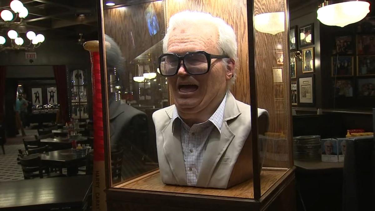 Toast to Harry Caray drew sports legends, celebs and super fans