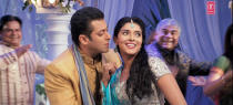 Its a dream of every actress in Tinsel town to work with the Khan-trio. Having debuted opposite one, Asin put a check mark against Salman Khan with the release of <em>Ready </em>in 2011. Bhai's movie opened to packed theaters with single screens and did an above average business worldwide. Asin had arrived in Bollywood.