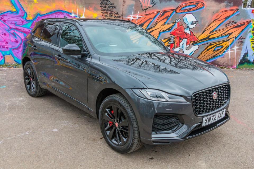 Jaguar F-PACE P400e R-Dynamic (David Williams)