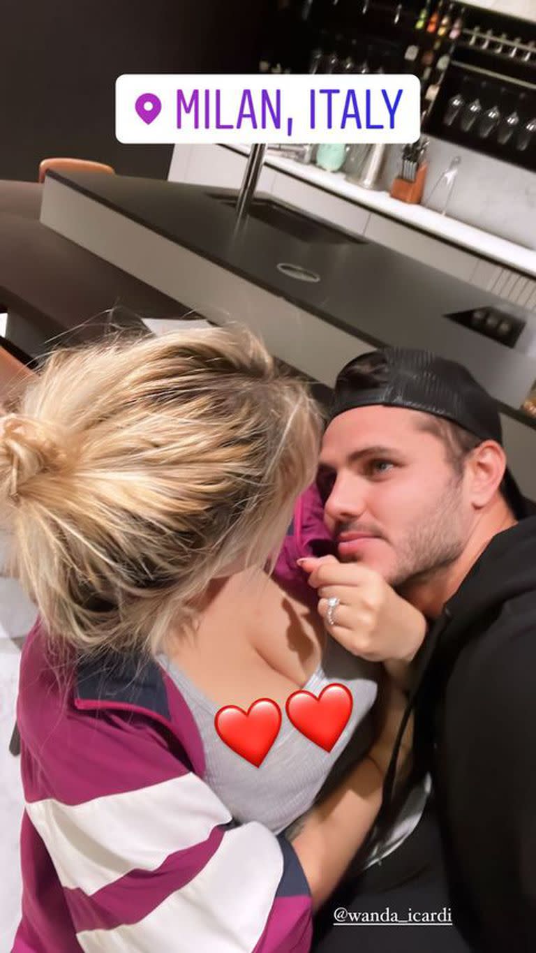 Mauro Icardi compartió una foto junto a Wanda Nara en Milán y desconcertó a sus seguidores