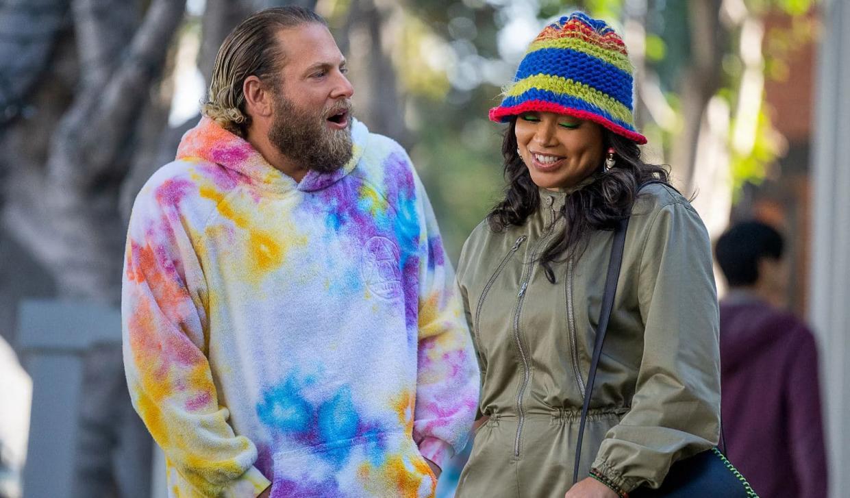 Jonah Hill et Lauren London dans 