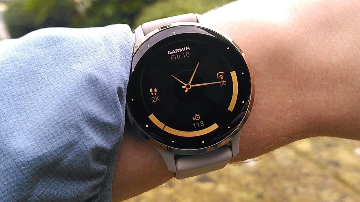  Garmin Venu 3 watch on woman's wrist. 