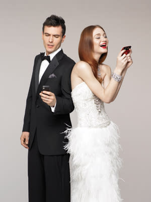 bridal guide magazine bride and groom on cell phone