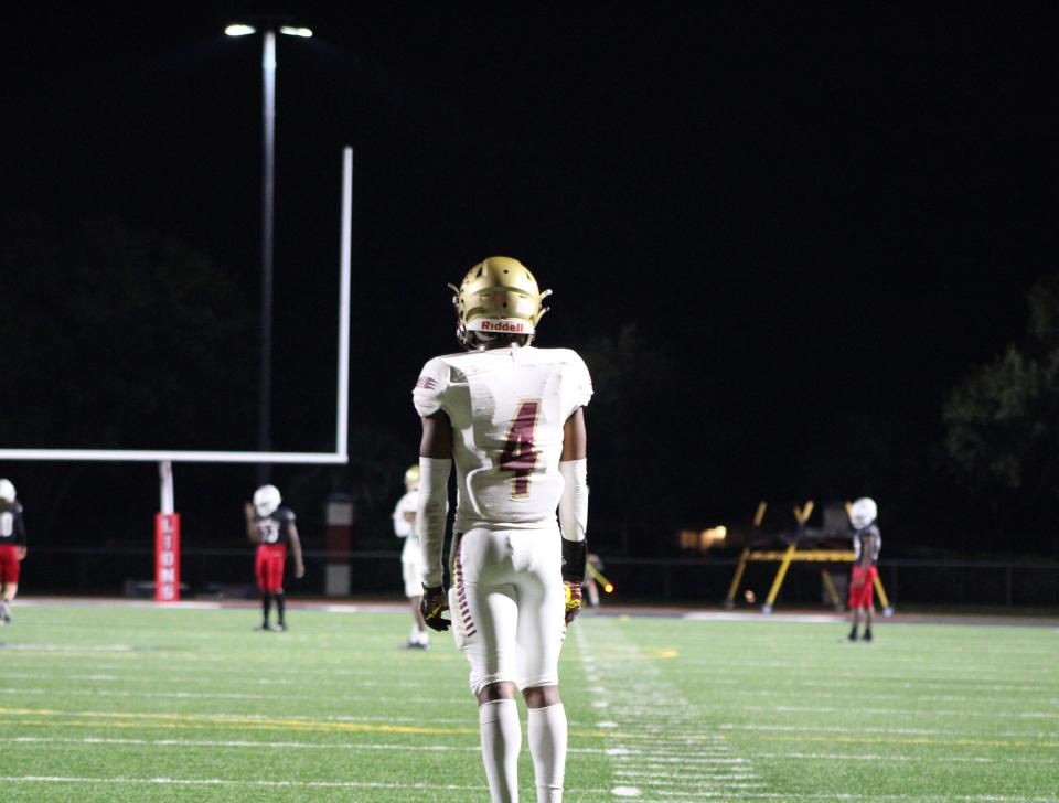 Florida High defensive back Donovan Barnes (4) prepares to receive a kickoff in the Class 3A semifinals against Chaminade Madonna on Dec. 3, 2021 in Hollywood.