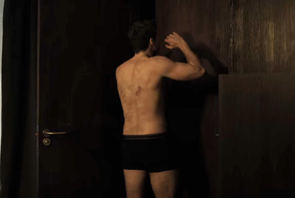 Richard Madden shirtless