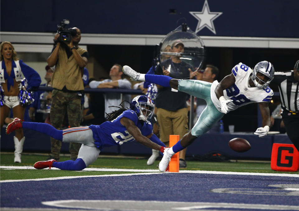 Giants cornerback Janoris Jenkins (20) breaks up a pass intended for Dallas Cowboys receiver Dez Bryant (88). (AP)