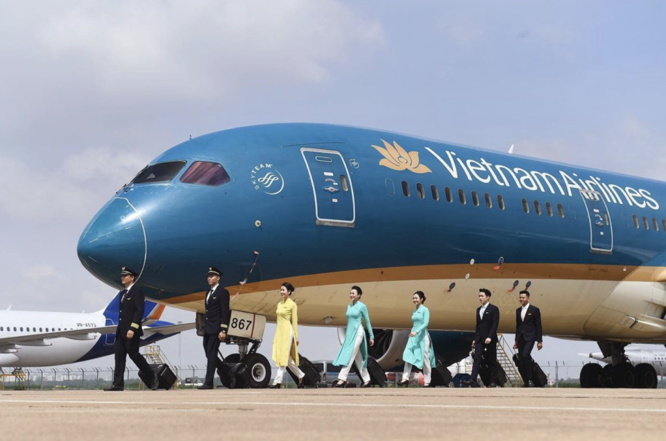 <p>越南航空公司（Vietnam Airlines）截至2021年第三季，累計虧損更達21.2萬億越南盾（約新台幣260億元），主要營收仰賴貨物運輸。（圖／越南航空IG）</p>
