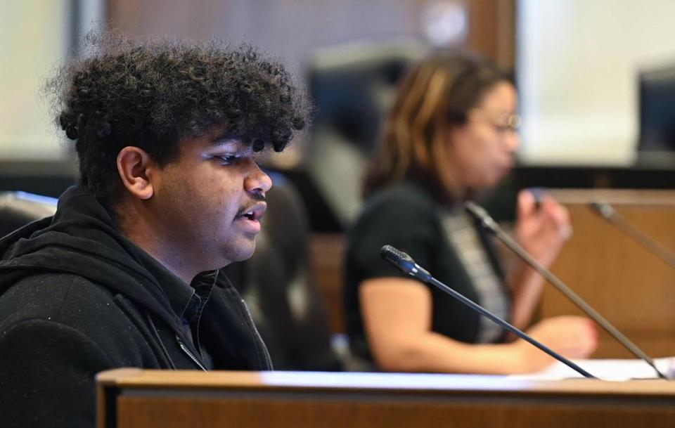 DJ Yearwood, a youth advocate, addresses Kansas City Council’s Neighborhood Planning and Development committee in January at City Hall and advocated for a policy that would create a KC Youth and Young Adult Commission. The commission allows teens and young adults to become active in civic engagement. Tammy Ljungblad/tljungblad@kcstar.com