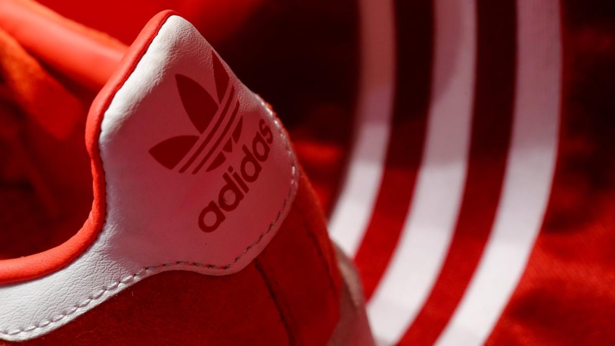 Das Geschäft von Adidas in China zieht wieder an.