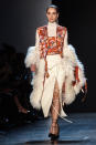 <p>Starke Frauen zelebrierte Prabal Gurung auf der New York Fashion Week. Seine Kollektion wurde von dem matriarchalen Mosuo-Stamm im Südwesten der Volksrepublik China inspiriert. (Bild-Copyright: Andres Kudacki/AP Photo) </p>