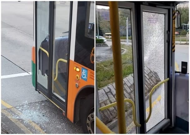 巴士車門被擲石毀壞。
