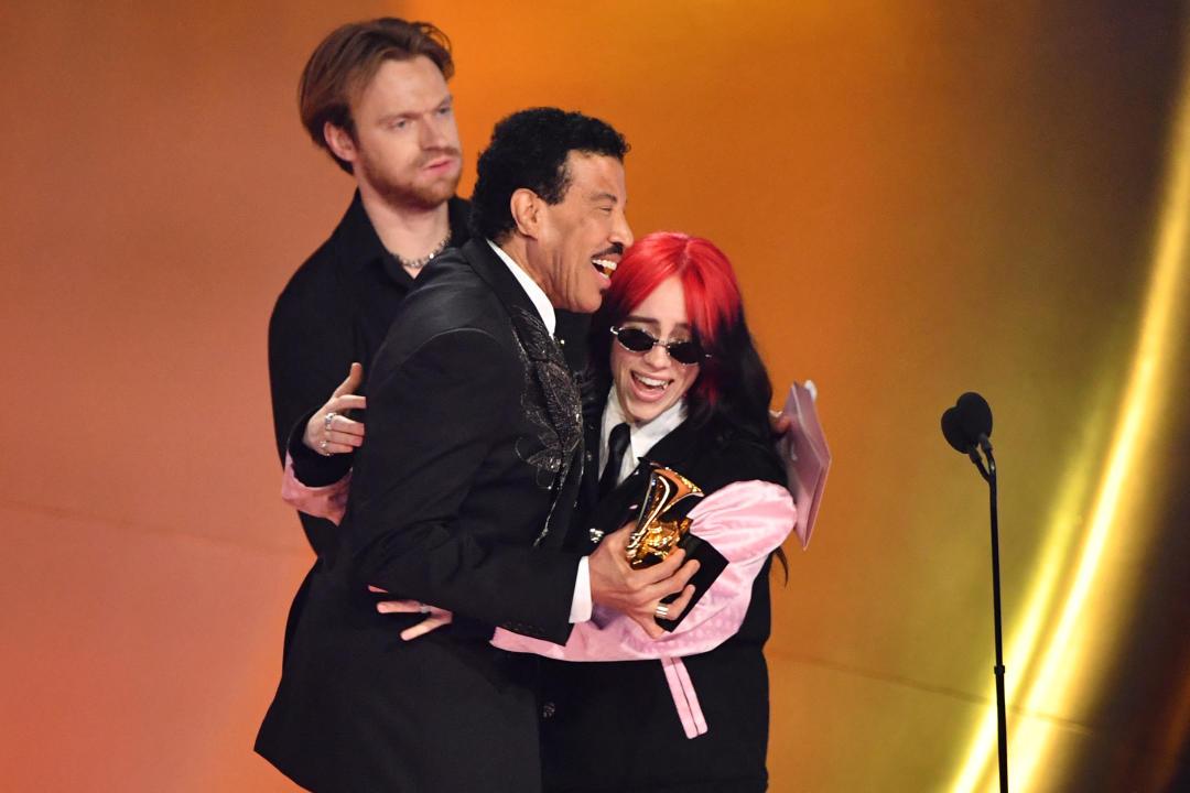 Lizzo Presents Grammy Award to Longtime Friend SZA, Who Was Backstage  Changing & Ran on Stage Late: Photo 5010874, 2024 Grammys, Lizzo, Sza  Photos