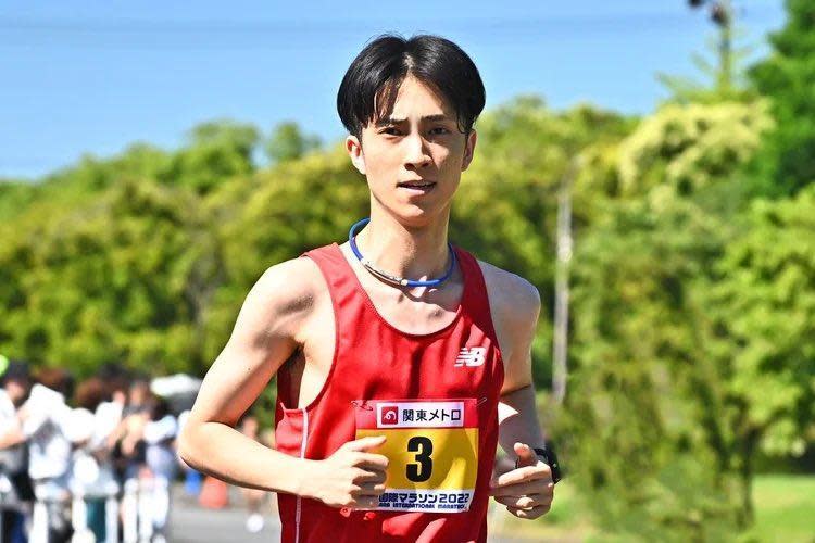 「SixTONES」田中樹客串演出馬拉松選手，為戲特地接受特訓。（翻攝自TBS）