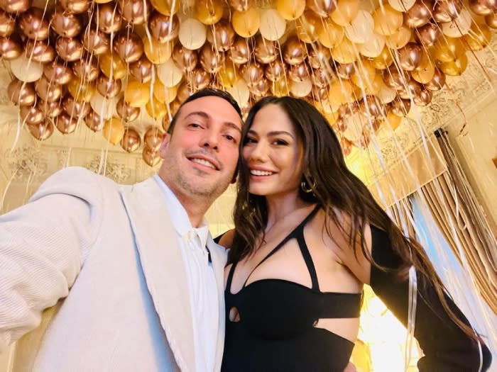 Demet Özdemir y Oğuzhan Koç se divorcian ocho meses después de su boda