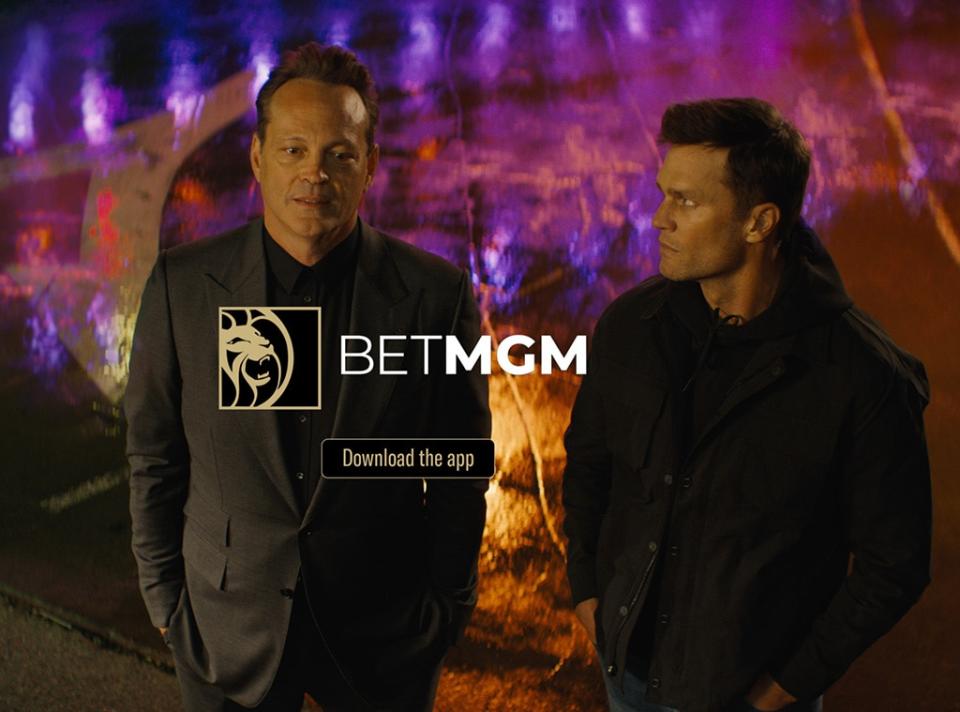 <p><strong>BetMGM Ad Starring Tom Brady, Vince Vaughn and Wayne Gretzky</strong></p>