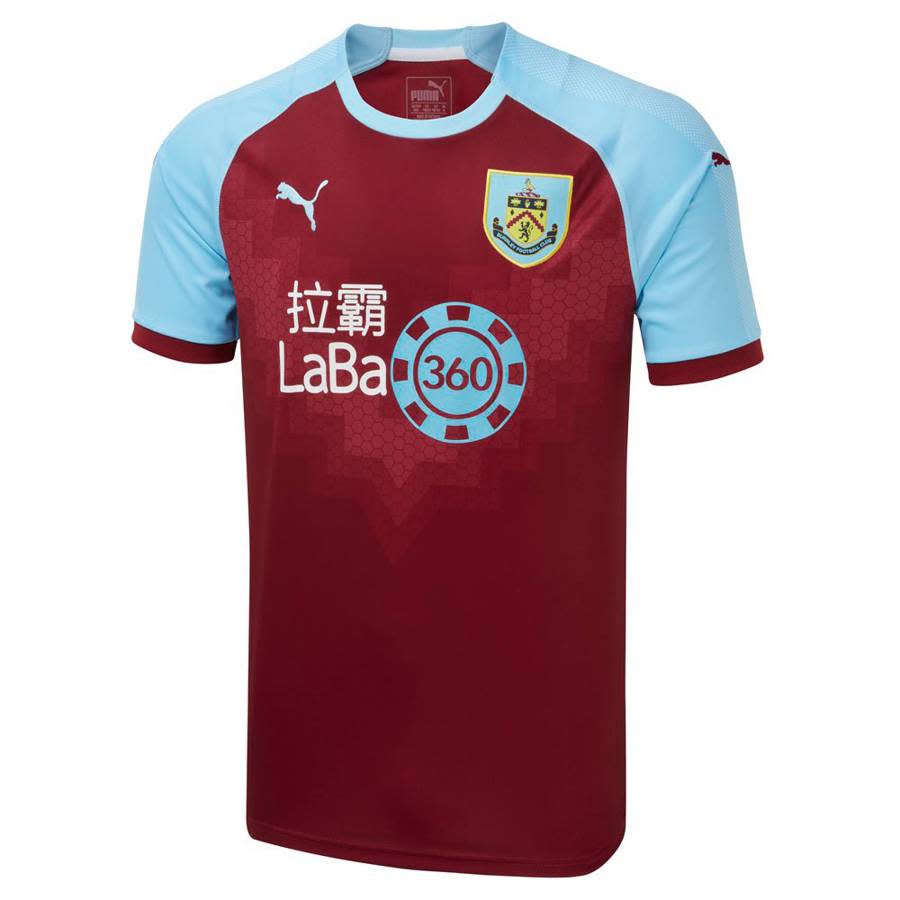 <p>Burnley go with their traditional look. </p>